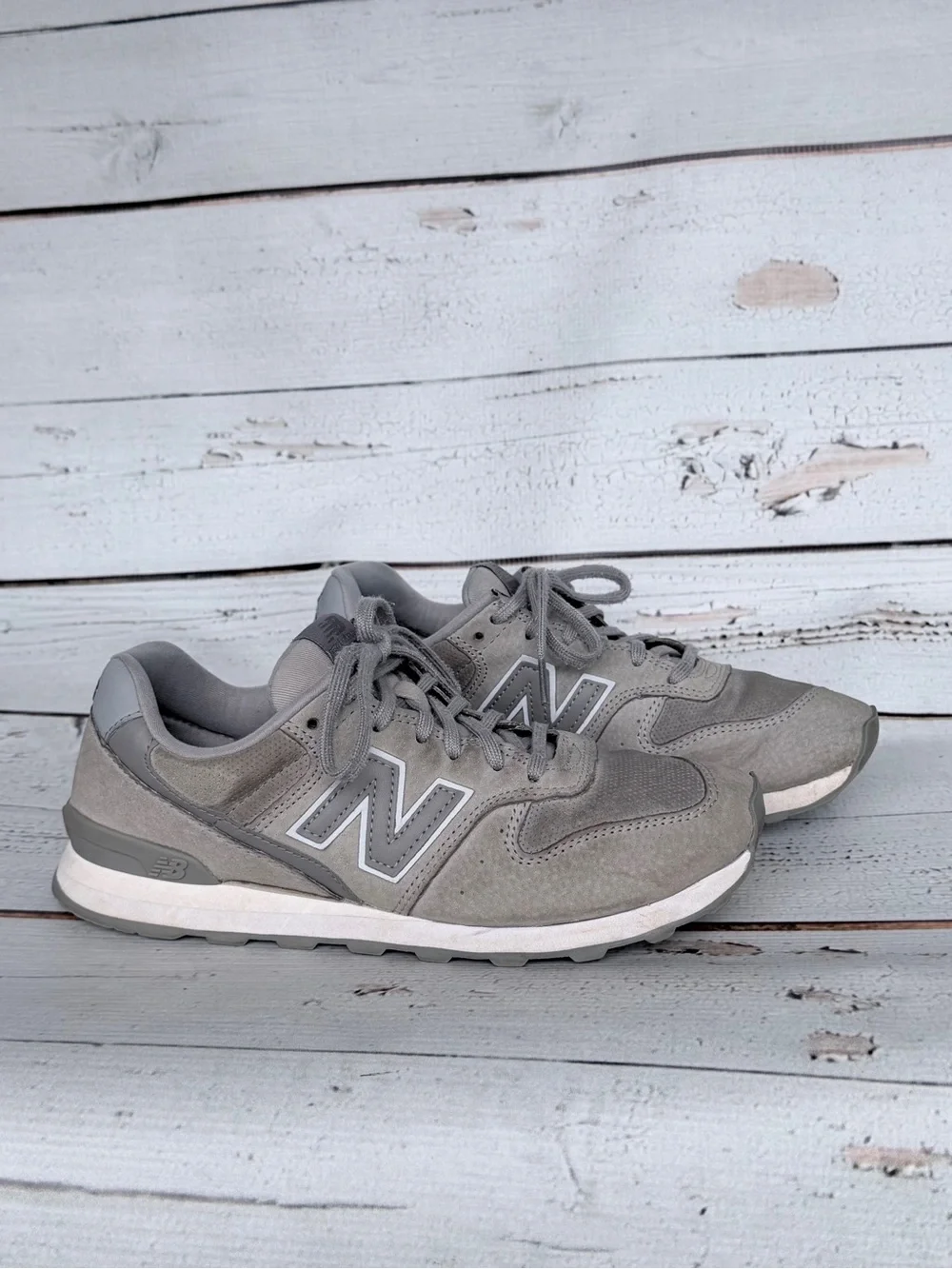 New Balance 696 Re-Engineered Gray Suede Sneakers - Size 8